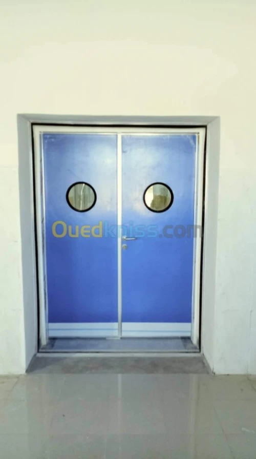Porte hospitalier antibactériens 