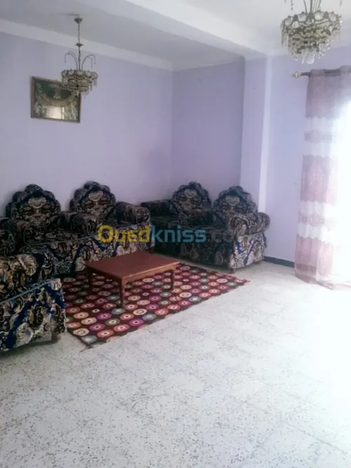 Location vacances Appartement F4 Mostaganem Mostaganem