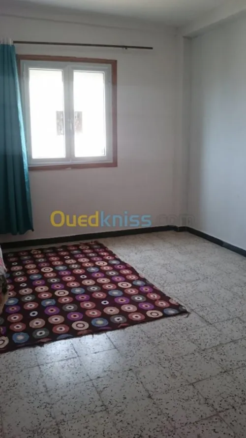 Location vacances Appartement F4 Mostaganem Mostaganem