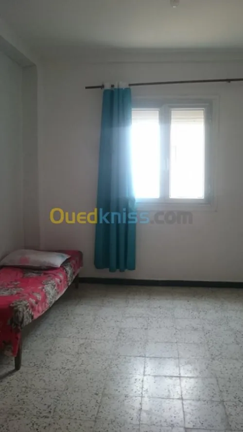Location vacances Appartement F4 Mostaganem Mostaganem