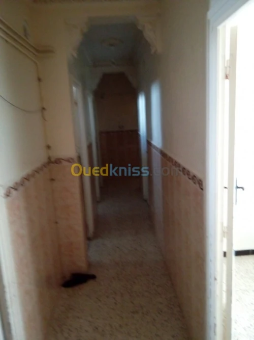 Location vacances Appartement F3 Jijel Jijel