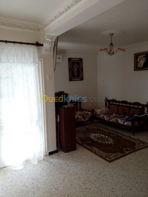 Location vacances Appartement F3 Jijel Jijel