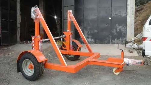 porte toure et sinalisation routier