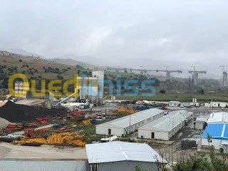VENTE CENTRALES A BETON - GRUES A TOUR