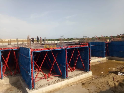 VENTE CENTRALES A BETON - GRUES A TOUR