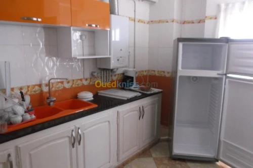 Location vacances Appartement F4 Mostaganem Mostaganem