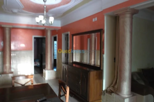 Location vacances Appartement F4 Mostaganem Mostaganem