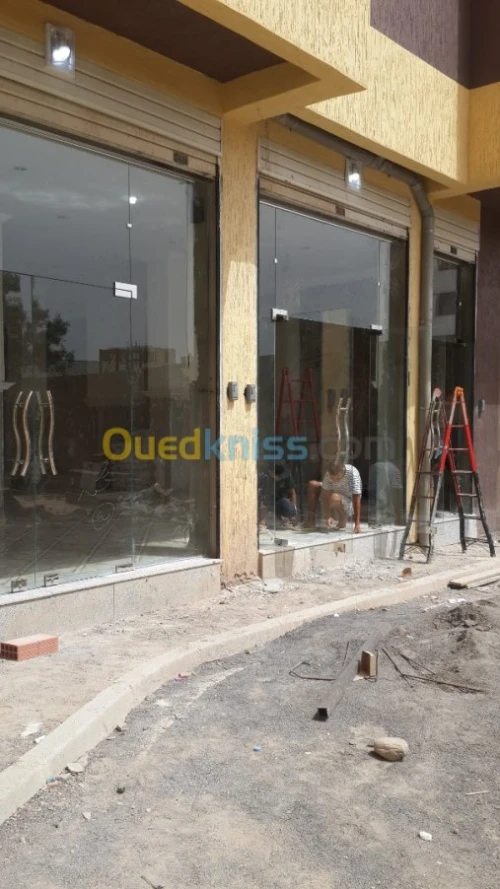 Façade en verre trempé 