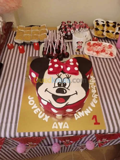 Gâteau sec gâteau d'anniversaire