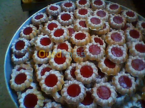 Gâteaux modernes et traditionnels