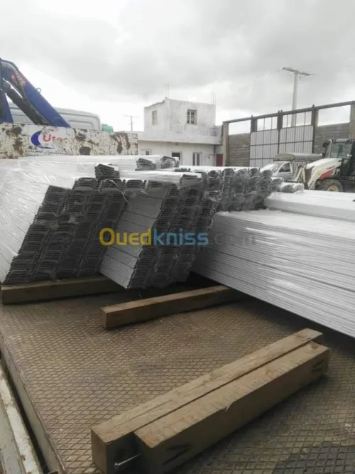 Fabrication lames rideaux metalliques