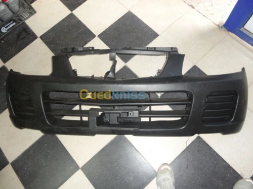 pare choc MARUTI et SUZUKI