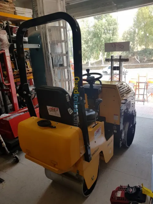 COMPACTEUR