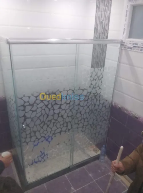 Vitrine en verre trempé 