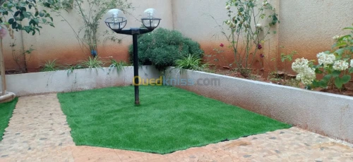 ديكورات العشب الاصطناعي