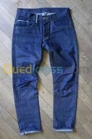 LAVAGE REPASSAGE ET TEINTURE DE LINGE.