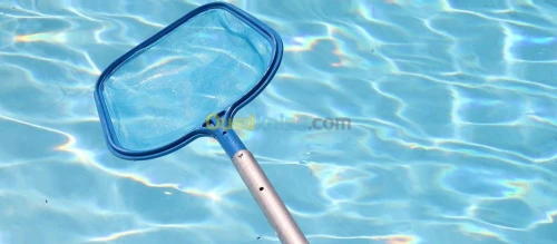 Matériels de nettoyage pour piscine