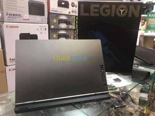 LENOVO LEGION Y730 i7 8750U GTX1050Ti 