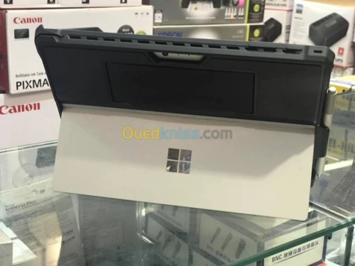 MICROSOFT SURFACE PRO5 i5 8G 256 +STYL