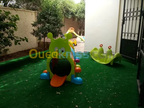 CRECHE ET MATERNELLE