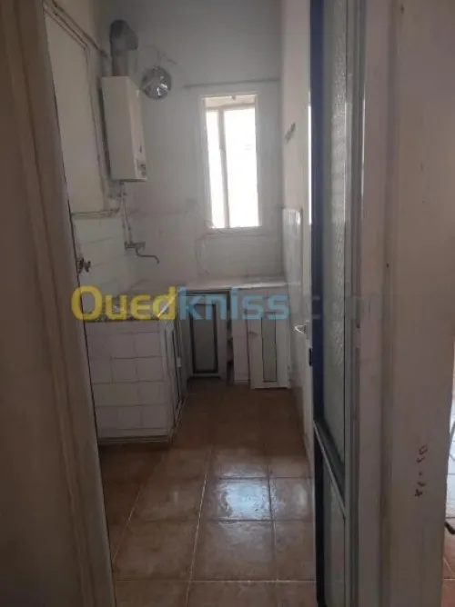 Location Appartement Niveau de villa F2 Alger Bordj el kiffan