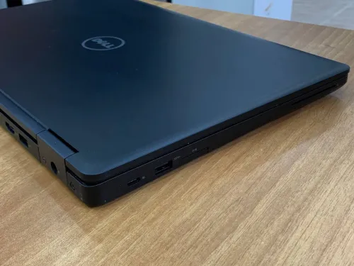 DELL LATITUDE 5580 / INTEL I5 6EME / 8 G / 256 SSD / 15.6 FHD