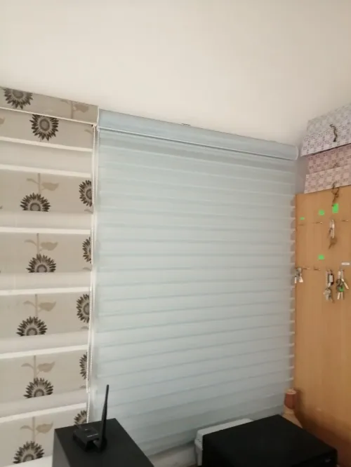 store Californien enrouleur duo vénitien tinda pergola moustiquaire