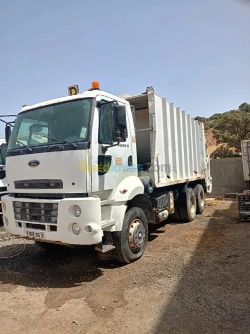Ford Cargo 2016