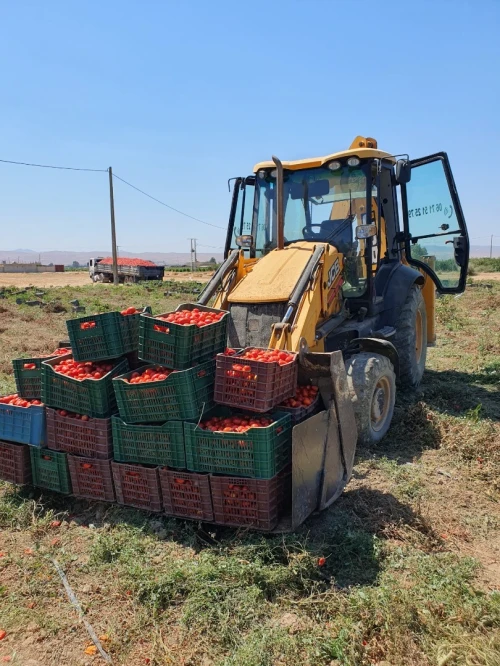 LOCATION Rétro chargeur JCB
