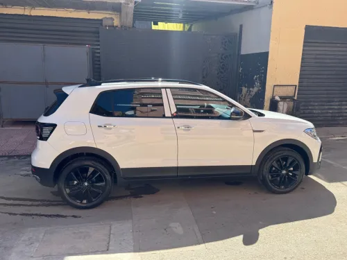Volkswagen T-Cross 2025 R-line