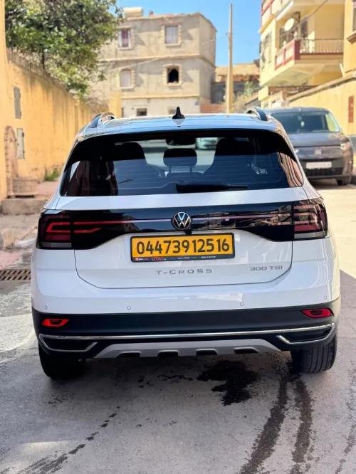Volkswagen T-Cross 2025 R-line