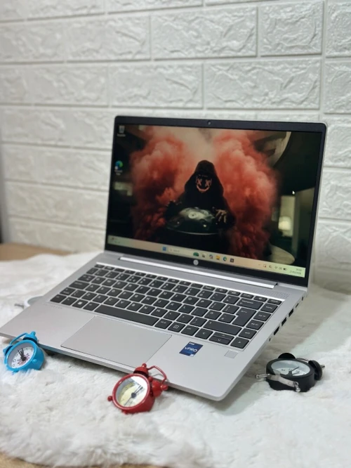 Hp elitebook 640 g9 i5 12 ème