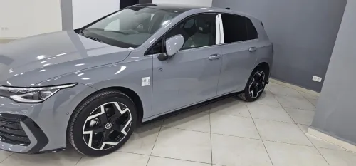Volkswagen Golf 8 2025 R