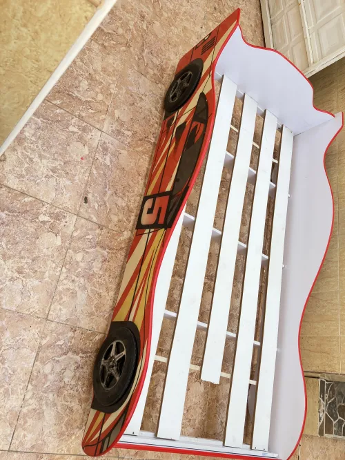 Lit pour enfants de voiture