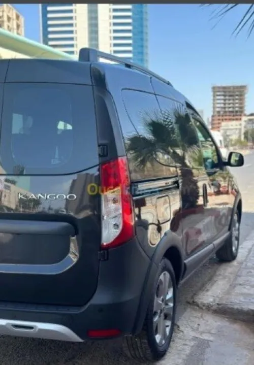 Renault Kangoo 2025 