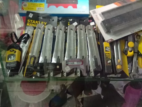 Produits divers brocante 