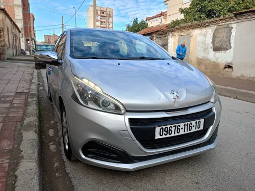 Peugeot 208 2016 Active Facelift