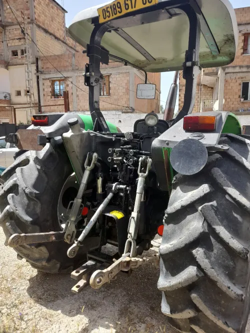 tracteur agricol et equipements