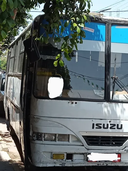 Izuzu Md27 1999