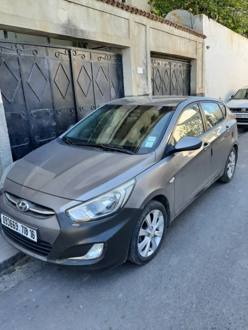 Hyundai Accent RB  5 portes 2018 Rb toute option
