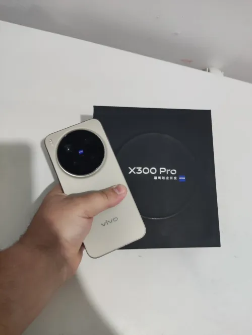 Vivo X300 pro