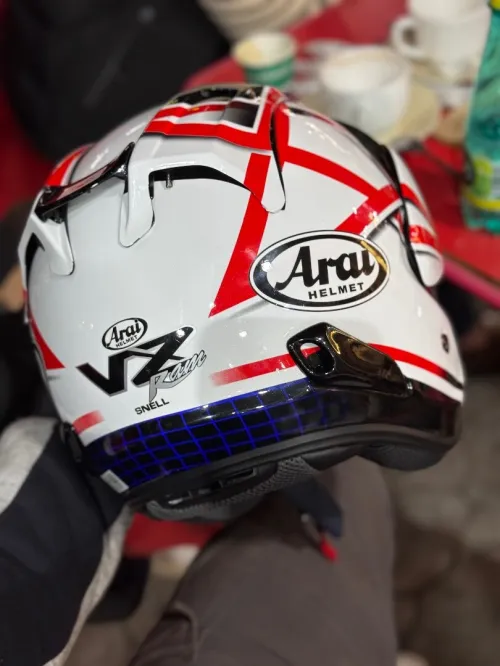 Casque arai taille L