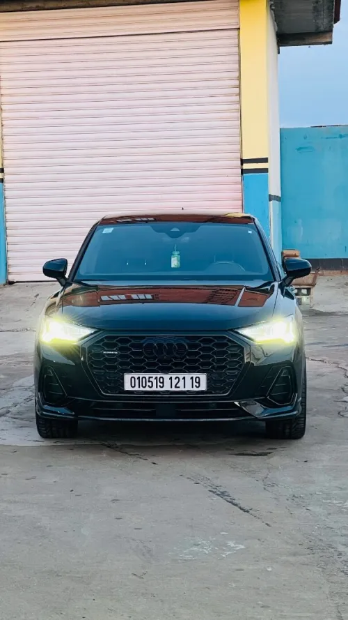 Audi Q3 2021 