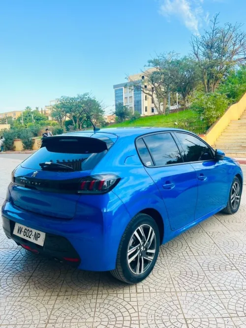 Peugeot 208 2022 Allure