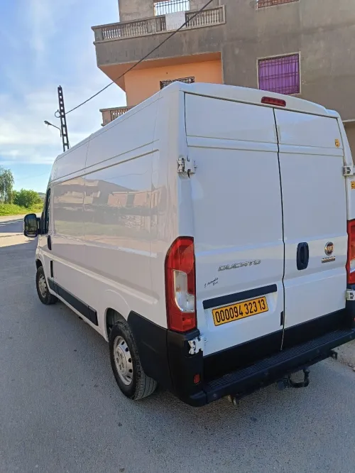 Fiat Ducato 2023 Deux panneaux