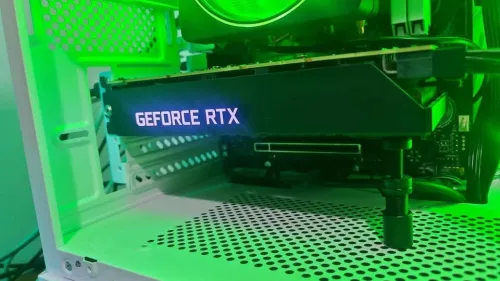 RTX 3060 RGB HP ETAT 10/10 BON PRIX