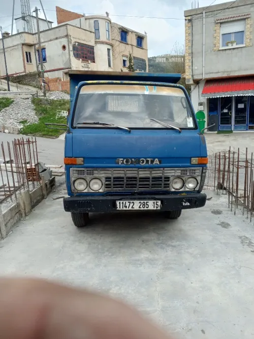 Toyota Bu 30 1985
