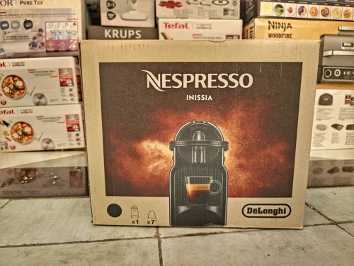 Nespresso De'Longhi Machine à Café Inissia Noir 19 Bars