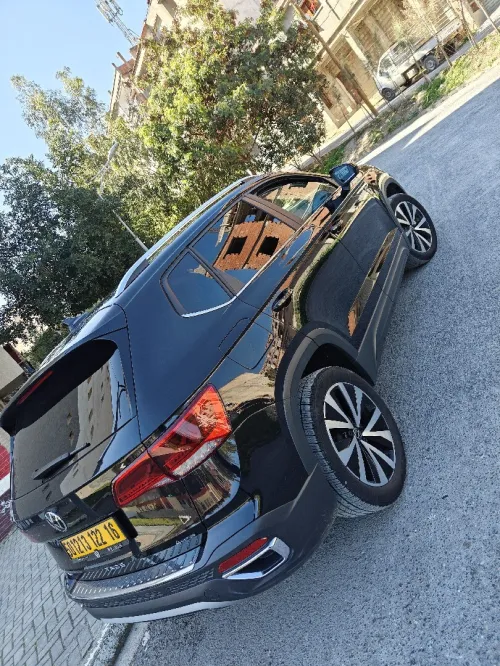 Volkswagen Taos 2022 SE