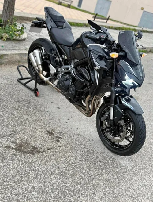 Kawazaki Z 900 
